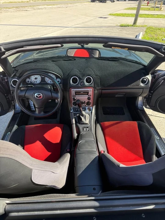 2004 Mazda NB Mazdaspeed MX-5 Miata - Image 8 of 12