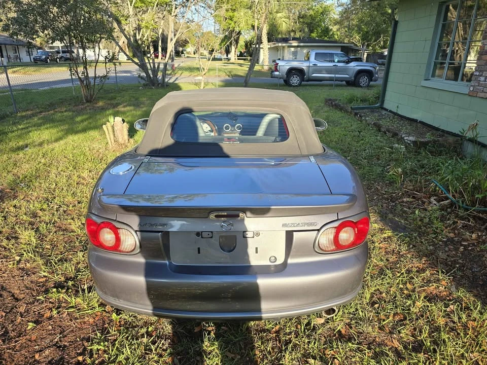 2004 Mazda NB Mazdaspeed MX-5 Miata - Image 8 of 9