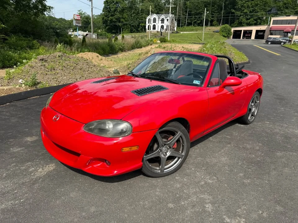 2004 Mazda NB Mazdaspeed MX-5 Miata - Image 2 of 8