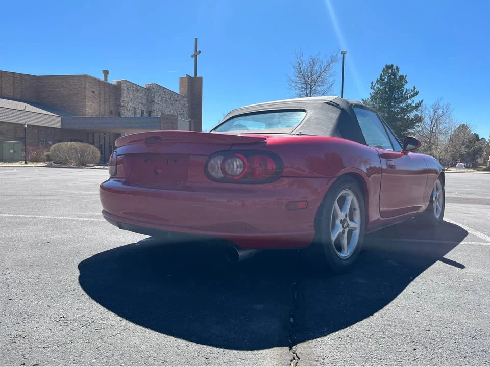 2004 Mazda NB Mazdaspeed MX-5 Miata - Image 4 of 11