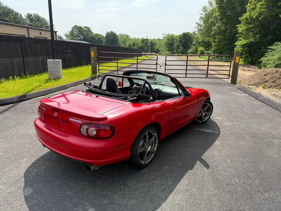 2004 Mazda NB Mazdaspeed MX-5 Miata - Image 5 of 8