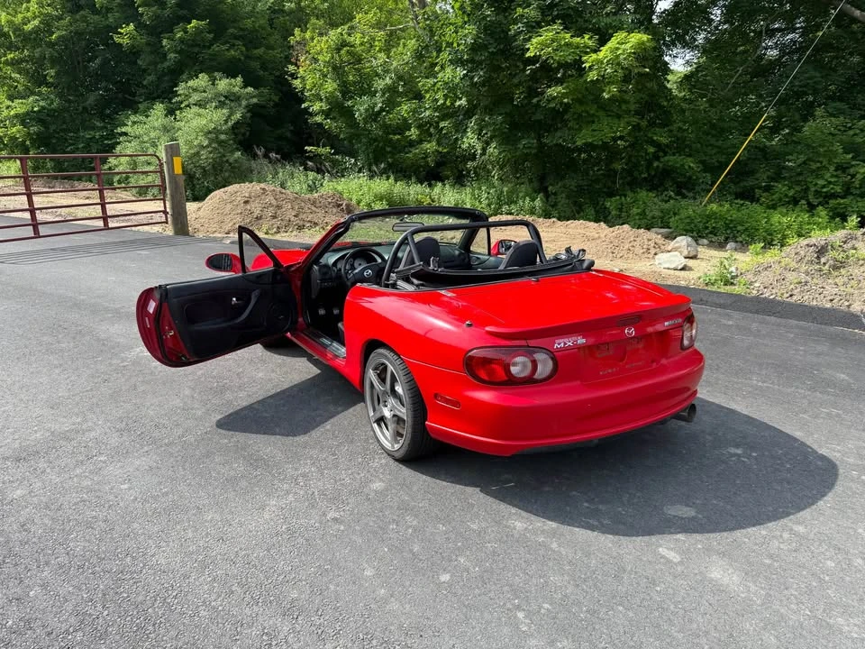 2004 Mazda NB Mazdaspeed MX-5 Miata - Image 7 of 8