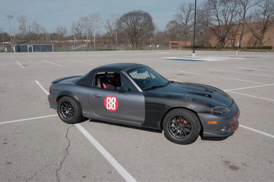 2004 Mazda NB Mazdaspeed MX-5 Miata - Image 3 of 12