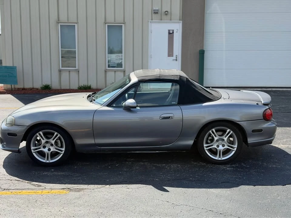 2004 Mazda NB Mazdaspeed MX-5 Miata - Image 2 of 16