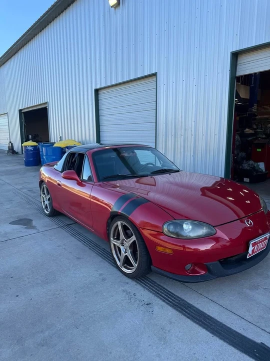 2004 Mazda NB Mazdaspeed MX-5 Miata - Image 11 of 19