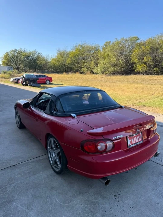 2004 Mazda NB Mazdaspeed MX-5 Miata - Image 9 of 19