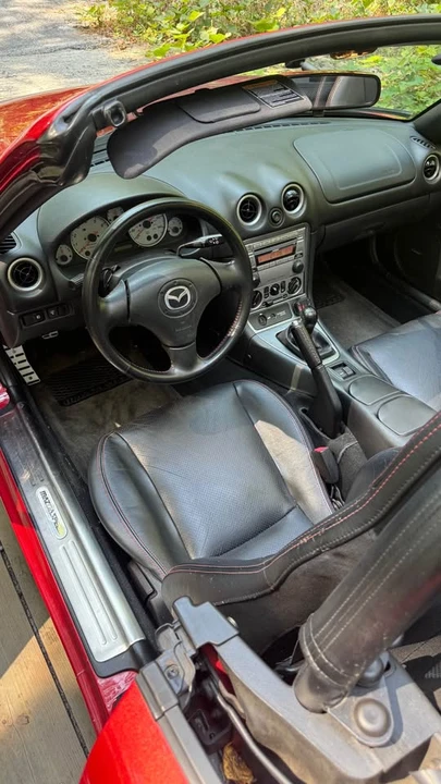 2004 Mazda NB Mazdaspeed MX-5 Miata - Image 9 of 20