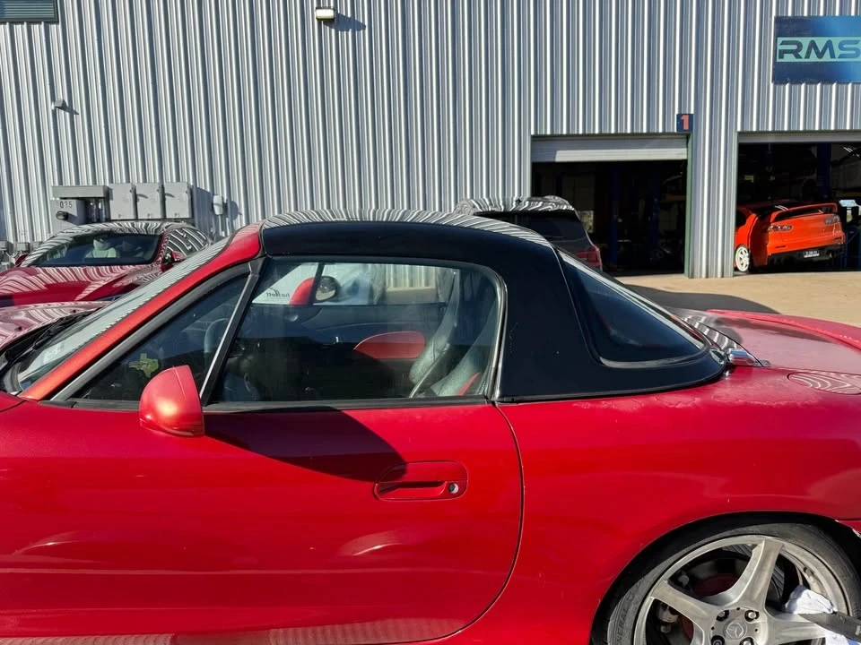 2004 Mazda NB Mazdaspeed MX-5 Miata - Image 13 of 19