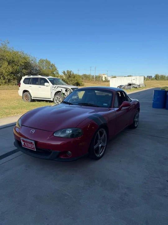 2004 Mazda NB Mazdaspeed MX-5 Miata - Image 10 of 19