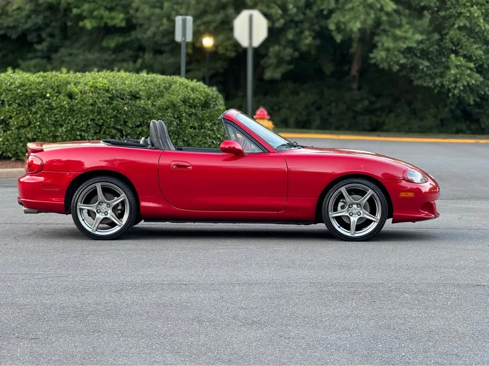 2004 Mazda NB Mazdaspeed MX-5 Miata - Image 8 of 18