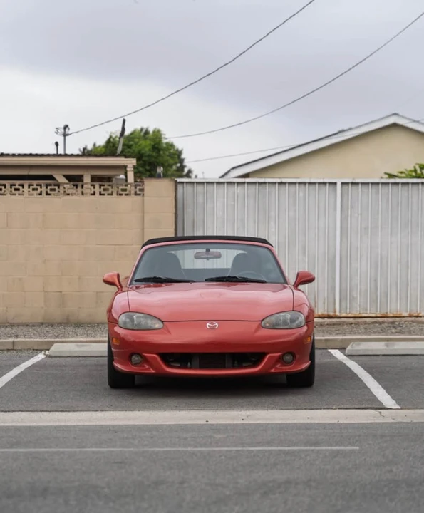 2004 Mazda NB Mazdaspeed MX-5 Miata - Image 4 of 11