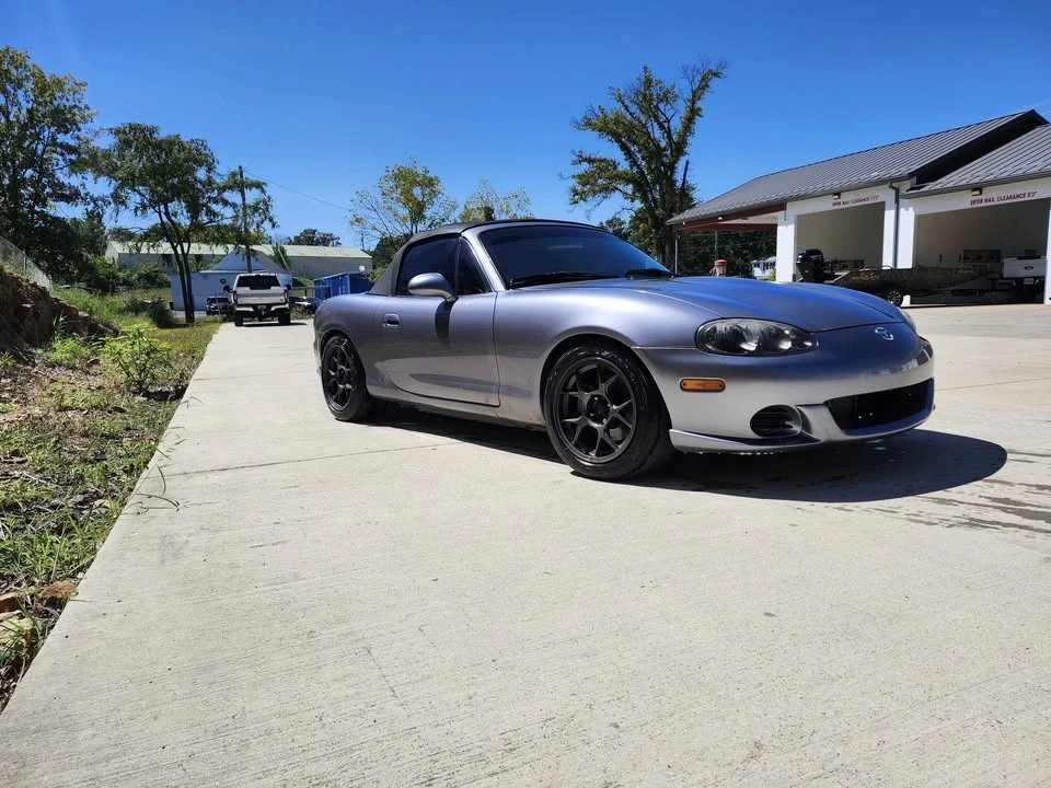2004 Mazda NB Mazdaspeed MX-5 Miata - Image 2 of 10