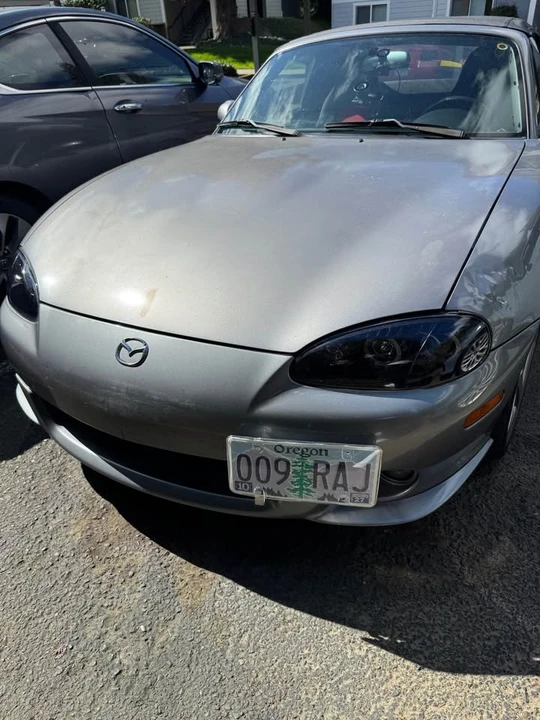 2004 Mazda NB Mazdaspeed MX-5 Miata - Image 2 of 3
