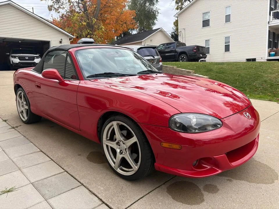 2004 Mazda NB Mazdaspeed MX-5 Miata - Image 4 of 10