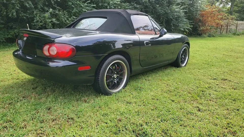 2004 Mazda NB MX-5 Miata - Image 4 of 17