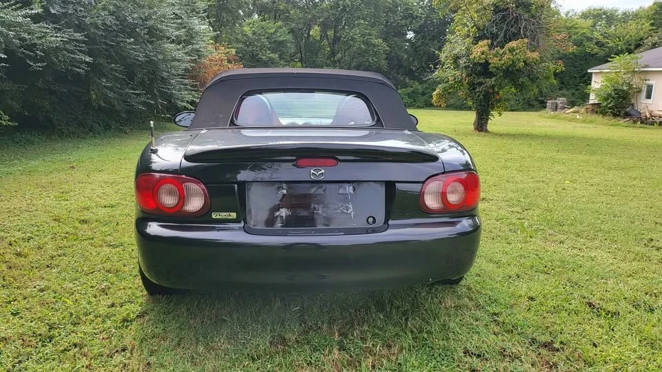 2004 Mazda NB MX-5 Miata - Image 5 of 17