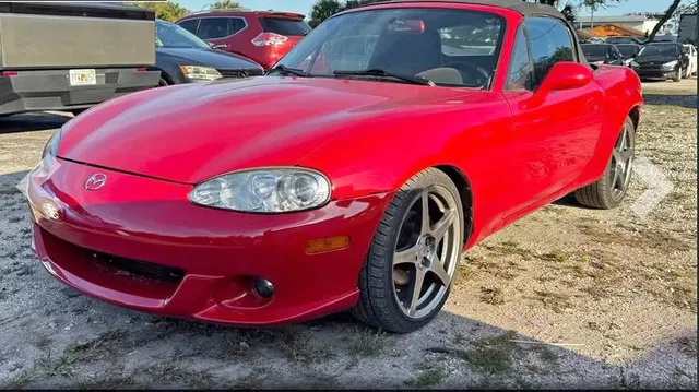 2004 Mazda MX-5 Miata