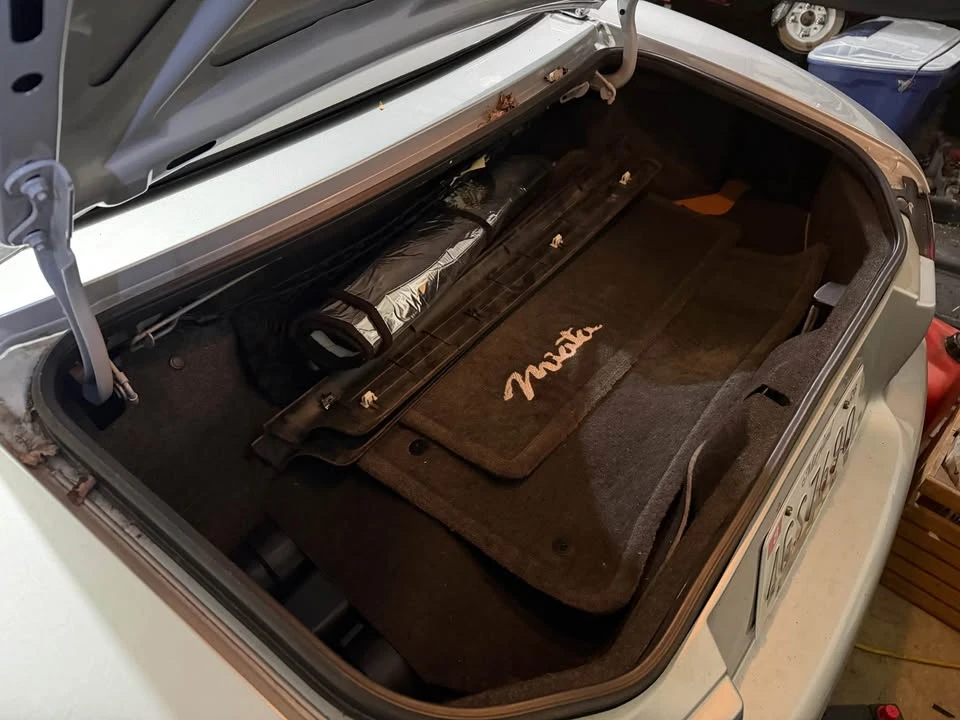 2004 Mazda NB MX-5 Miata - Image 9 of 13