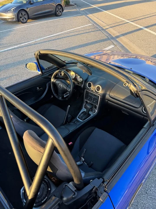 2004 Mazda NB MX-5 Miata - Image 9 of 14