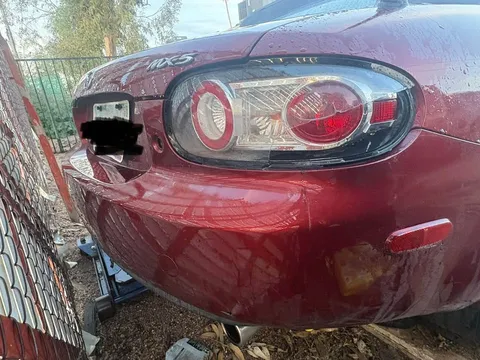 2004 Mazda MX-5 Miata Sport