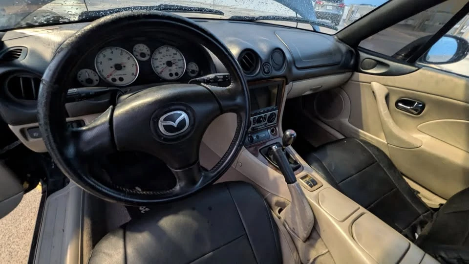 2004 Mazda NB MX-5 Miata - Image 2 of 14