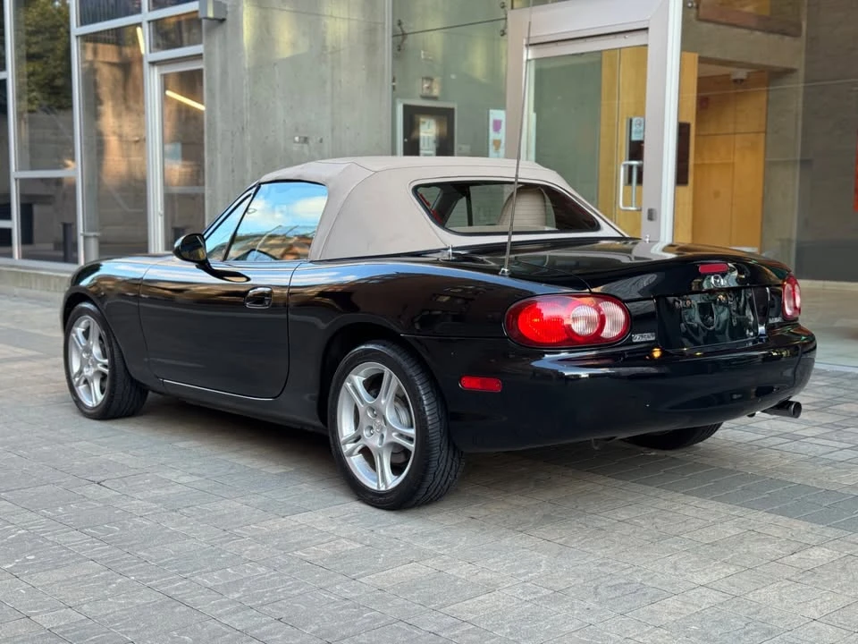 2004 Mazda NB MX-5 Miata - Image 2 of 20