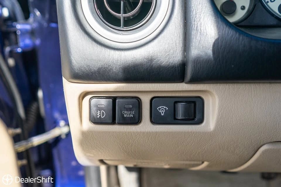 2004 Mazda NB MX-5 Miata - Image 18 of 18