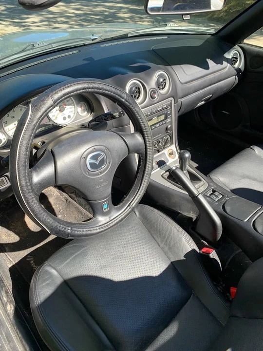 2004 Mazda NB MX-5 Miata - Image 4 of 8
