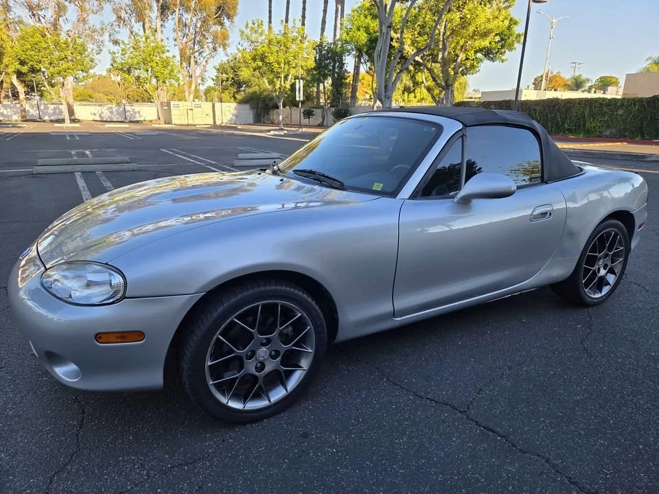 2004 Mazda NB MX-5 Miata - Image 2 of 19