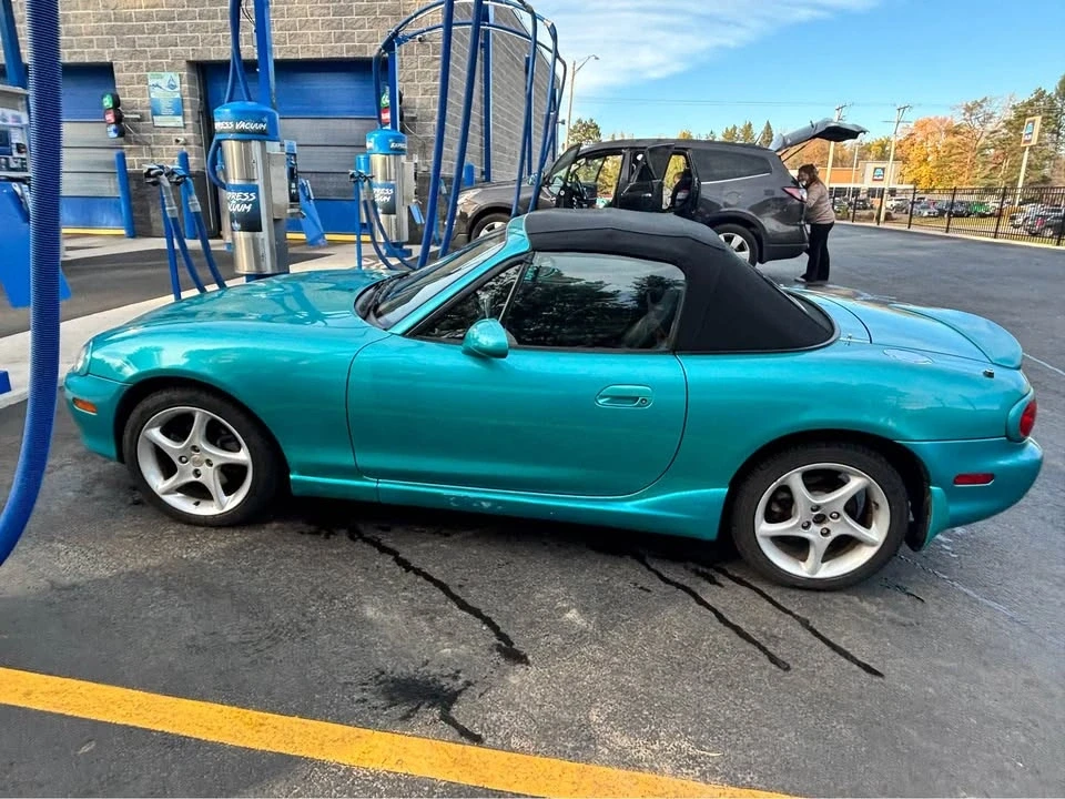 2004 Mazda NB MX-5 Miata - Image 3 of 11