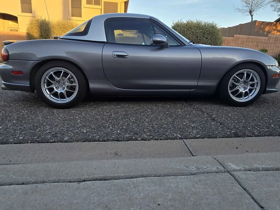 2004 Mazda NB MX-5 Miata - Image 2 of 8