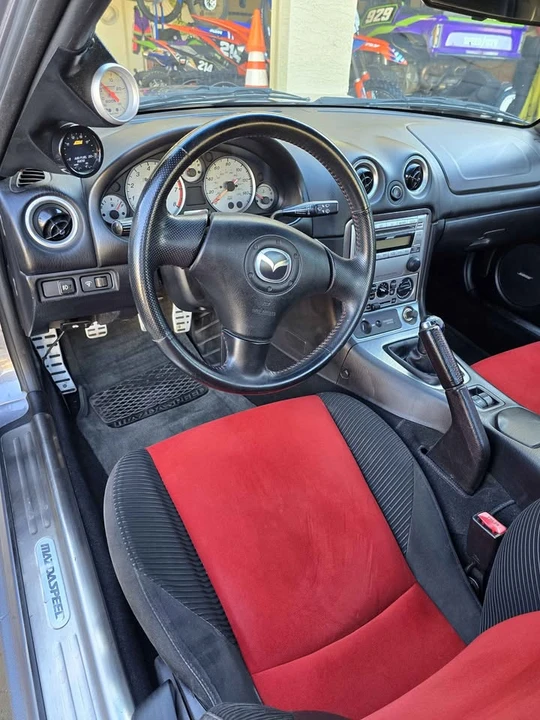 2004 Mazda NB MX-5 Miata - Image 6 of 8