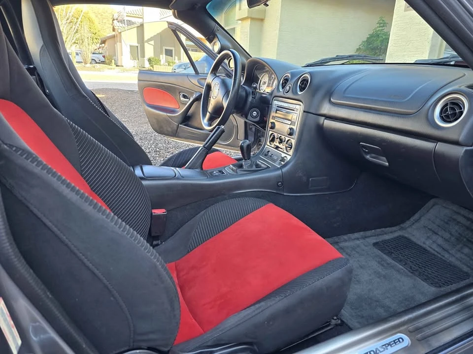 2004 Mazda NB MX-5 Miata - Image 4 of 8