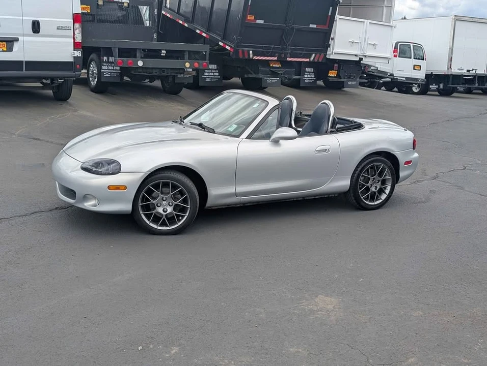 2004 Mazda NB MX-5 Miata - Image 9 of 9