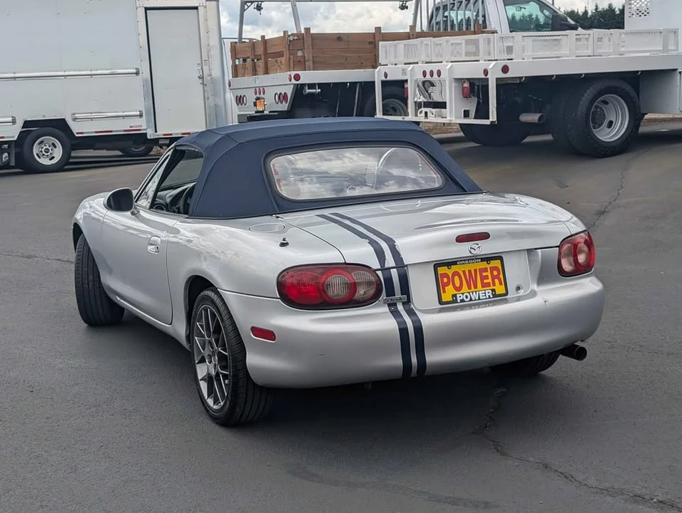 2004 Mazda NB MX-5 Miata - Image 3 of 9