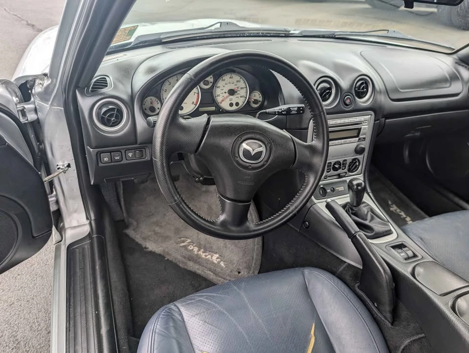 2004 Mazda NB MX-5 Miata - Image 6 of 9