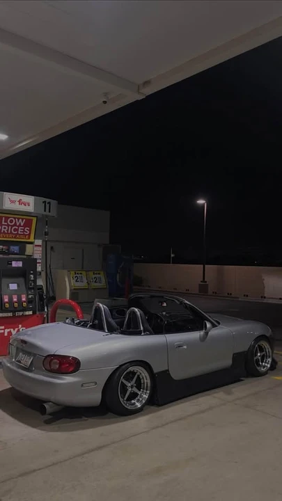 2004 Mazda NB MX-5 Miata - Image 3 of 4