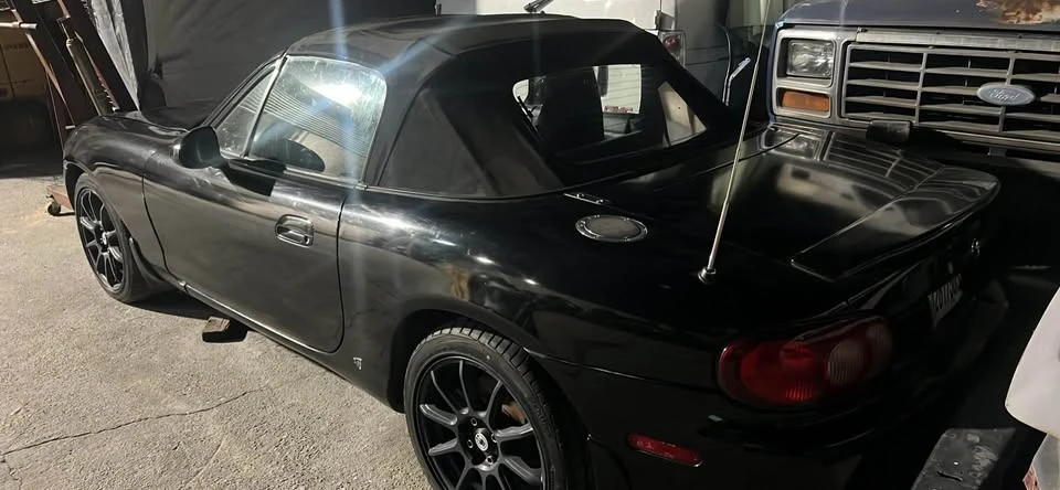 2004 Mazda NB MX-5 Miata - Image 2 of 3