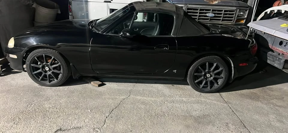 2004 Mazda NB MX-5 Miata - Image 3 of 3