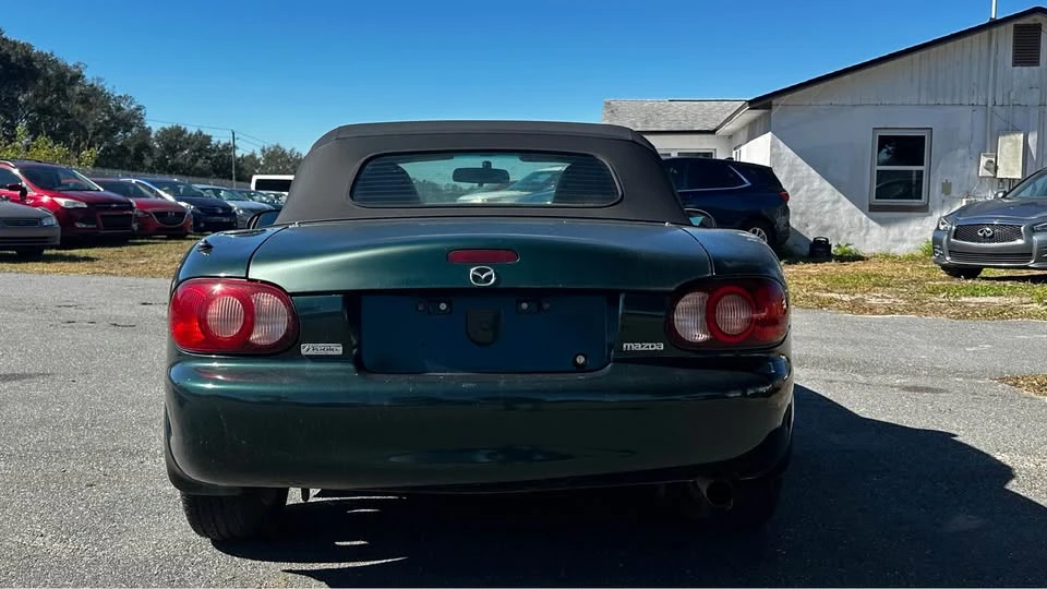2004 Mazda NB MX-5 Miata - Image 4 of 11