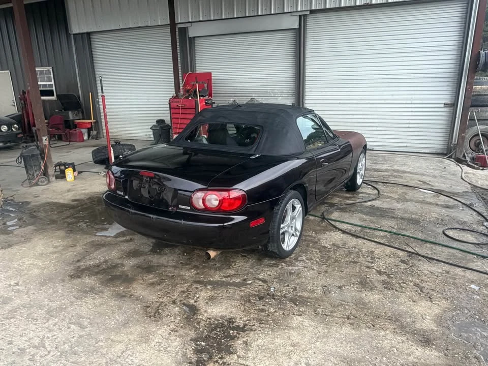 2004 Mazda NB MX-5 Miata - Image 10 of 14