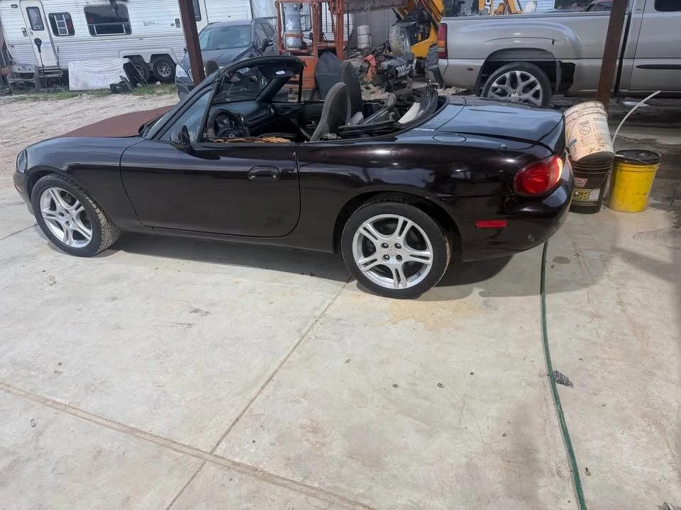 2004 Mazda NB MX-5 Miata - Image 5 of 14