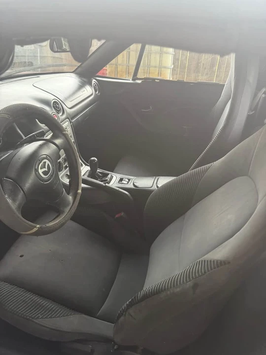 2004 Mazda NB MX-5 Miata - Image 13 of 14