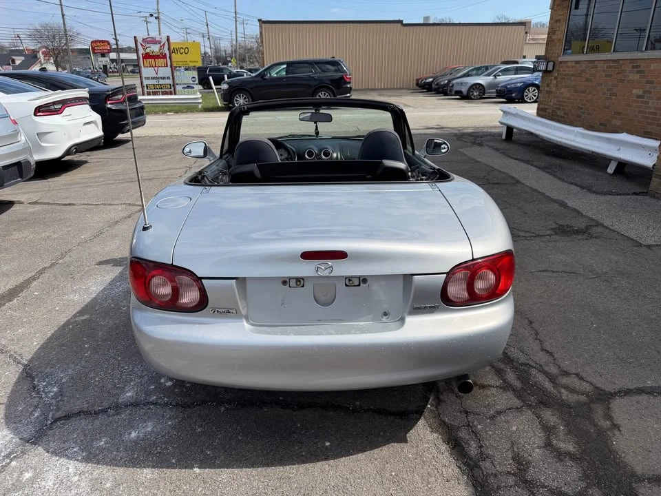 2004 Mazda NB MX-5 Miata - Image 4 of 13