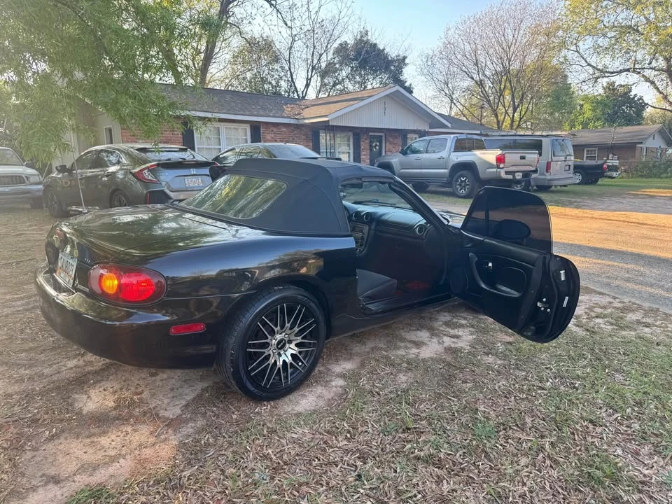 2004 Mazda NB MX-5 Miata - Image 9 of 20