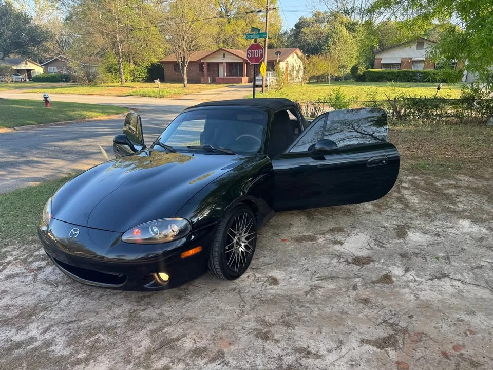 2004 Mazda NB MX-5 Miata - Image 19 of 20