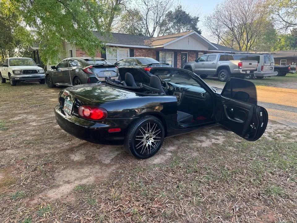 2004 Mazda NB MX-5 Miata - Image 12 of 20