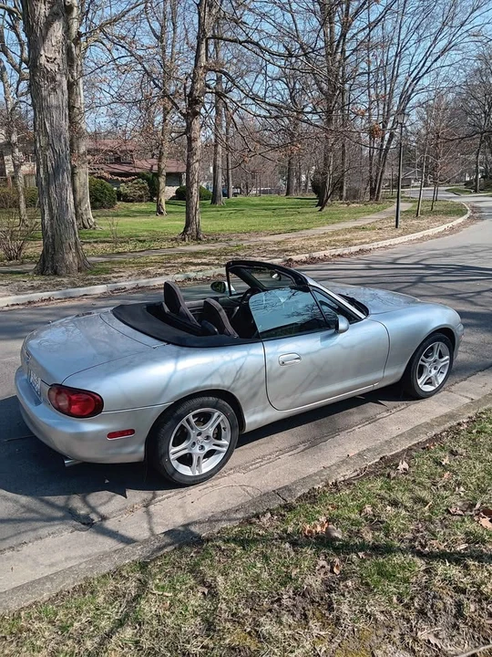 2004 Mazda NB MX-5 Miata - Image 4 of 6