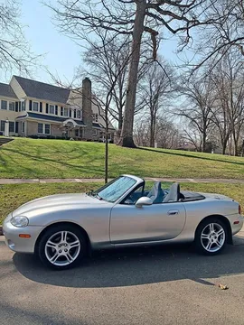 2004 Mazda MX-5 Miata RF Club Convertible