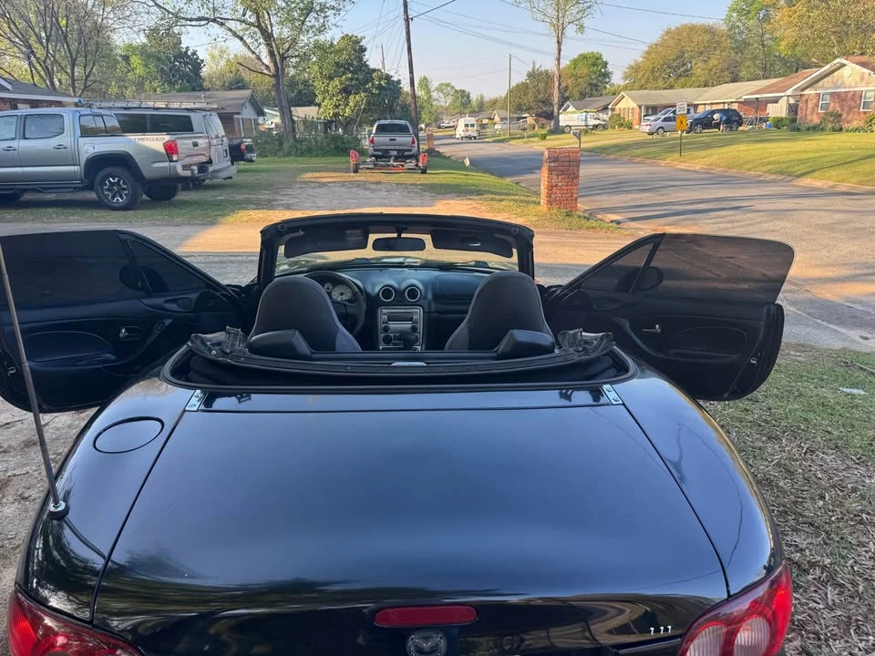 2004 Mazda NB MX-5 Miata - Image 9 of 20